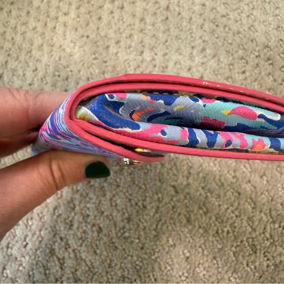 Lily Pulitzer Simply Chic Colorful Gold Lined Button Snap Sunglasses Case - Picture 7 of 10